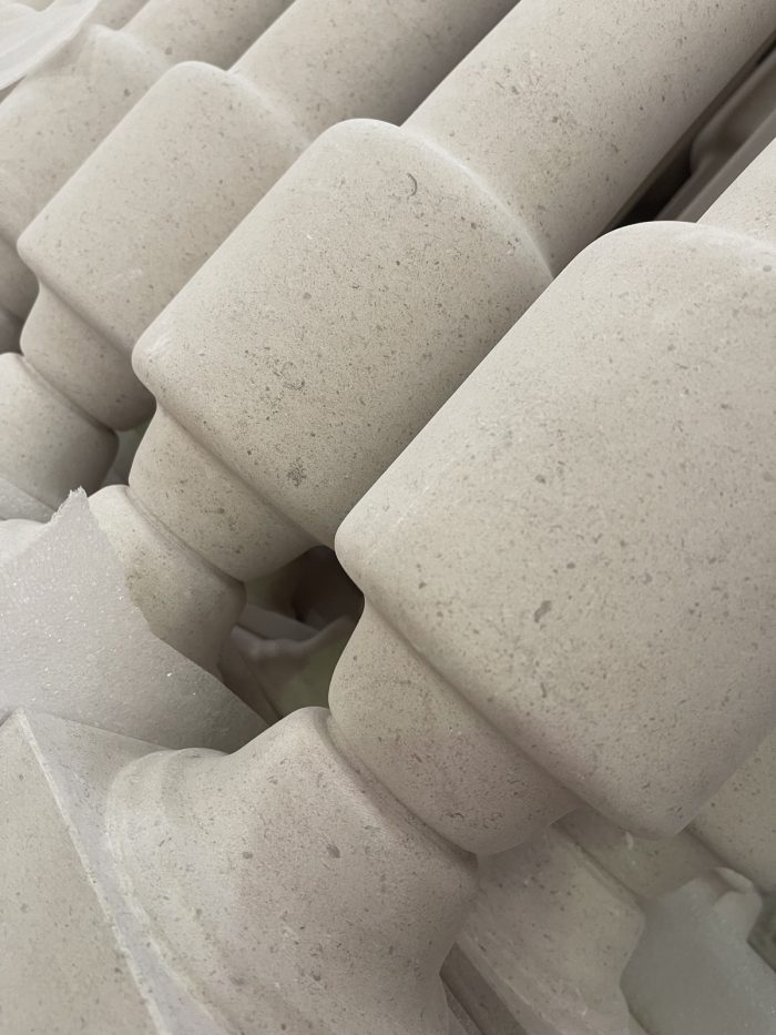 BALAUSTRES EM PEDRA NATURAL MOLEANOS , GASOGNE BEIGE, BEGE CLASSIK POR PIERREPORTUGAL